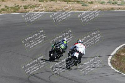 media/Apr-20-2025-AHRMA (Sun) [[393a79c373]]/Race/Group 12/Turn 4b/